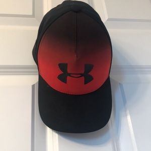 Youth SM/MD fitted Under Armour ball cap